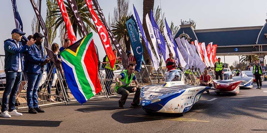 Innoptus Solar Team -Sasol Solar Challenge Innoptus Solar Team -Sasol Solar Challenge