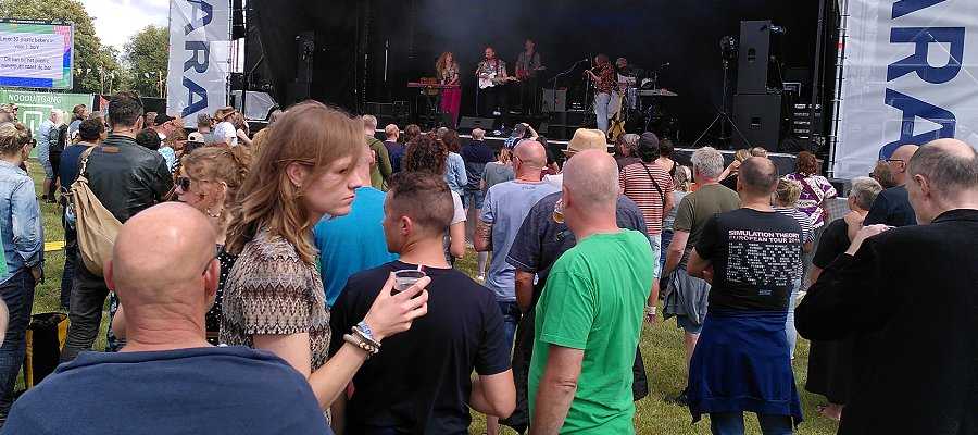 WeitjeRock dEUS Triggerfinger Merol Raymond van het Groenewoud WeitjeRock dEUS Triggerfinger Merol Raymond van het Groenewoud